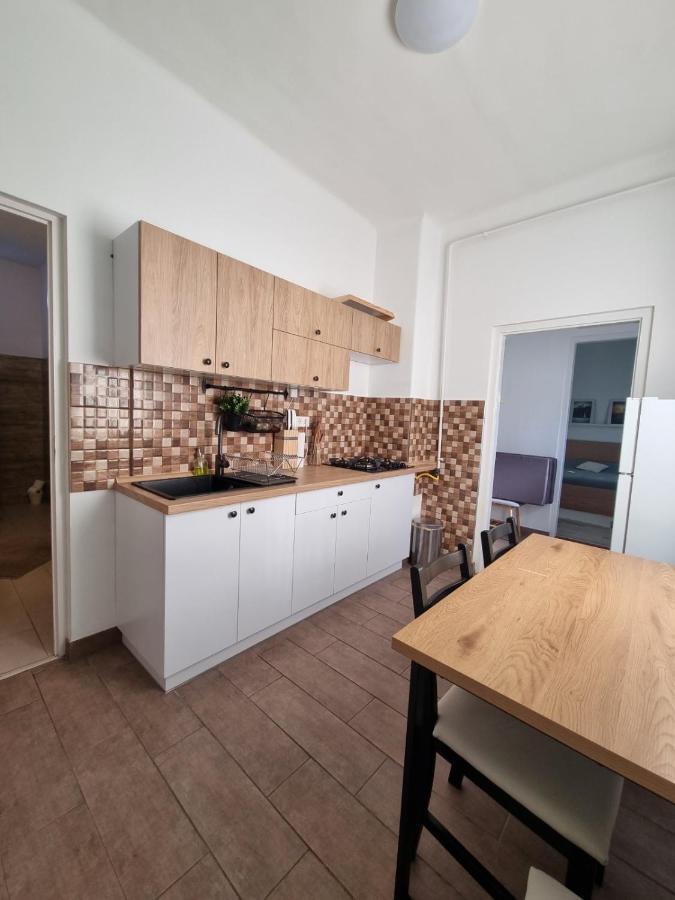 Ferienwohnung Nivo Apartman Siofok Balatonszabadi Fürdőtelep Exterior foto